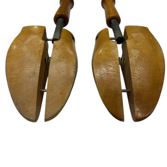 Vintage Preston Wooden Shoe Treees Sz 4 Adjustable Spring Loaded Made in Canada - Picture 7 of 7